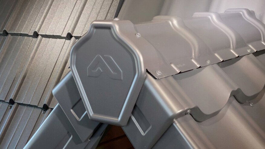 Заглушка торцевая ZP-LUX для конька GS-LUX